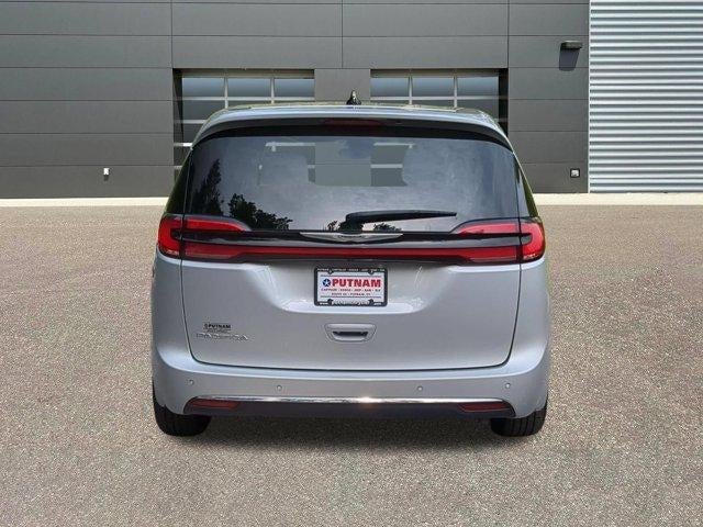 2024 Chrysler Pacifica Touring L FWD