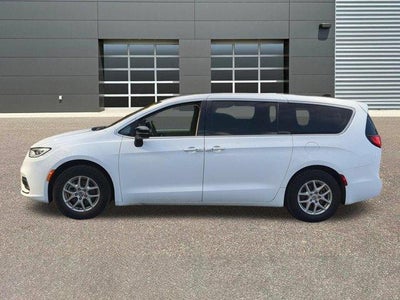 2024 Chrysler Pacifica Touring L FWD