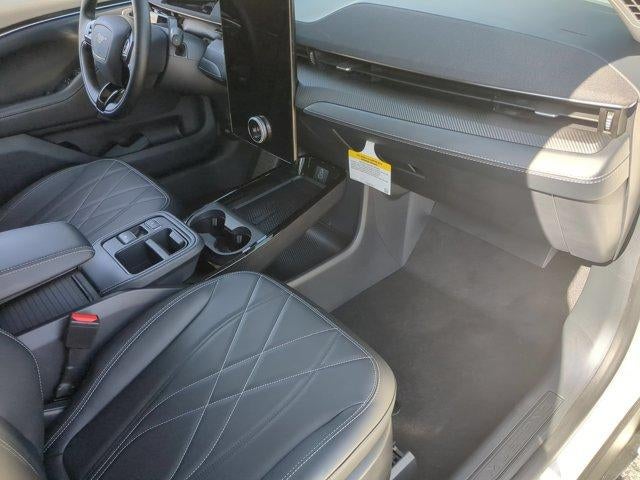 2025 Ford Mustang Mach-E Select RWD