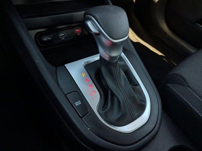 2024 Kia Forte LXS IVT