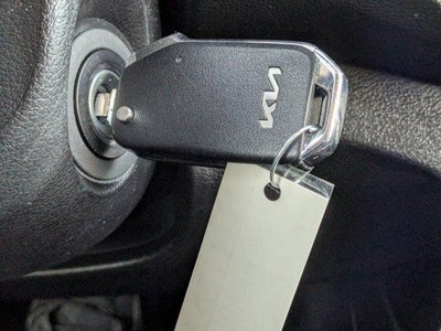 2024 Kia Forte LXS IVT