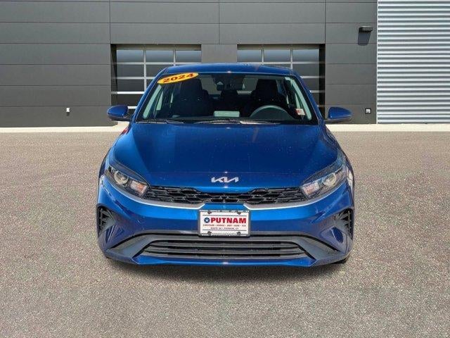 2024 Kia Forte LXS IVT