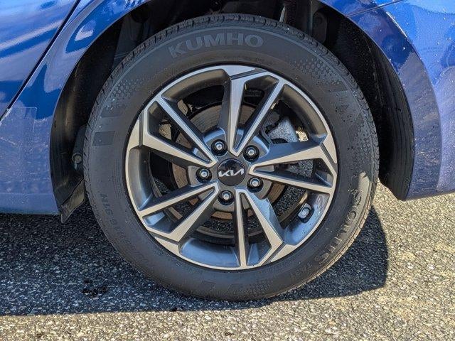 2024 Kia Forte LXS IVT