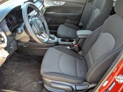 2023 Kia Forte LXS IVT