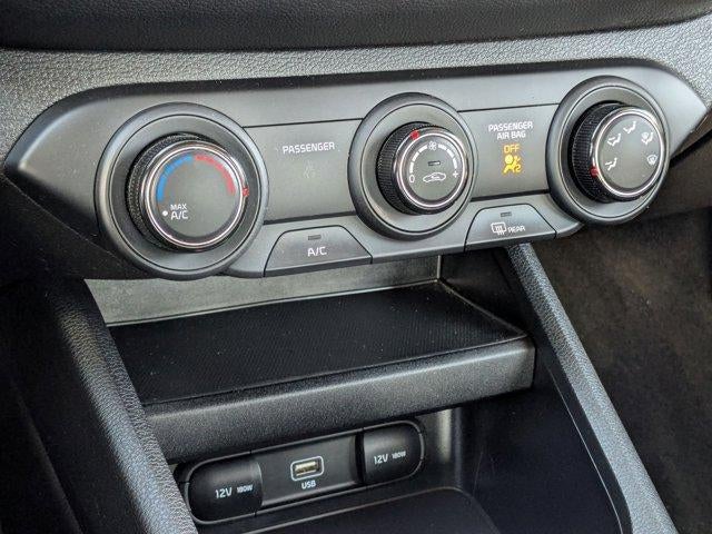 2023 Kia Forte LXS IVT