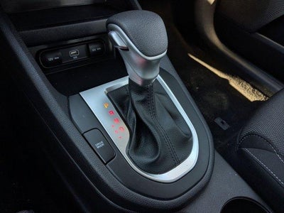 2023 Kia Forte LXS IVT
