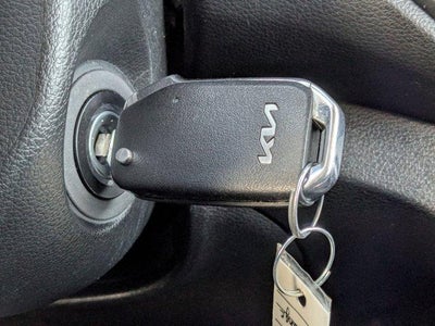 2023 Kia Forte LXS IVT