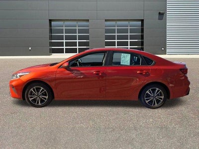 2023 Kia Forte LXS IVT