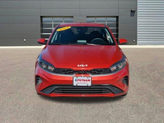 2023 Kia Forte LXS IVT