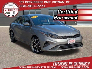 2023 Kia Forte LXS IVT