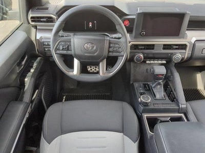 2025 Toyota Tacoma 4WD 4WD TRD Sport Double Cab 5' Bed AT (Natl)