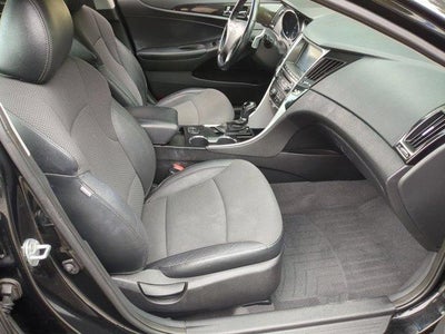 2014 Hyundai SONATA 4dr Sdn 2.4L Auto SE