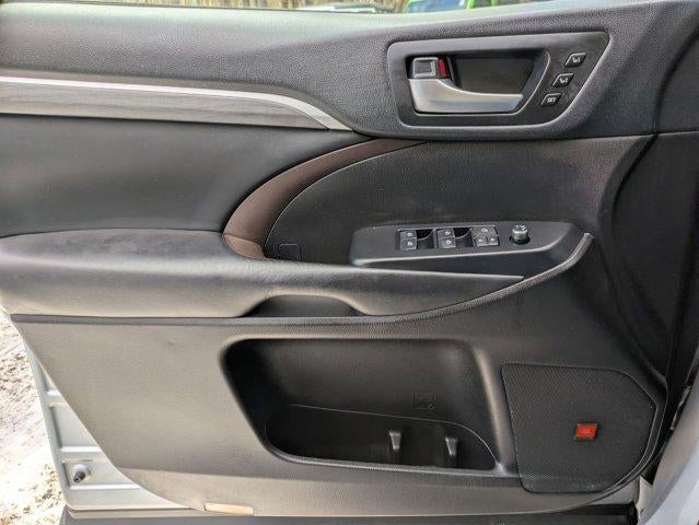 2019 Toyota Highlander Limited Platinum V6 AWD (Natl)