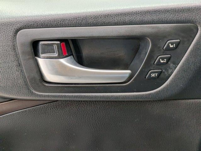 2019 Toyota Highlander Limited Platinum V6 AWD (Natl)