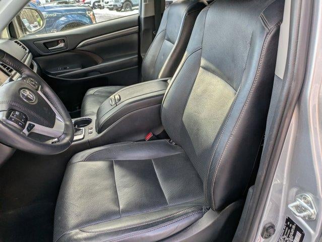 2019 Toyota Highlander Limited Platinum V6 AWD (Natl)