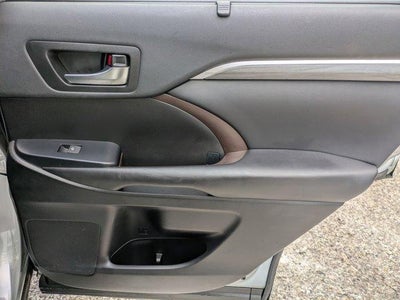 2019 Toyota Highlander Limited Platinum V6 AWD (Natl)