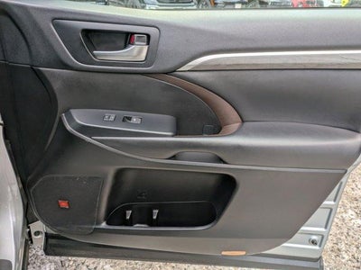 2019 Toyota Highlander Limited Platinum V6 AWD (Natl)