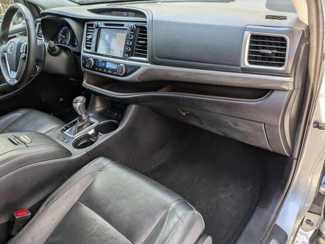 2019 Toyota Highlander Limited Platinum V6 AWD (Natl)