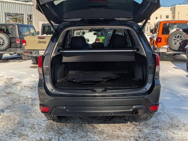 2021 Subaru Forester Premium CVT