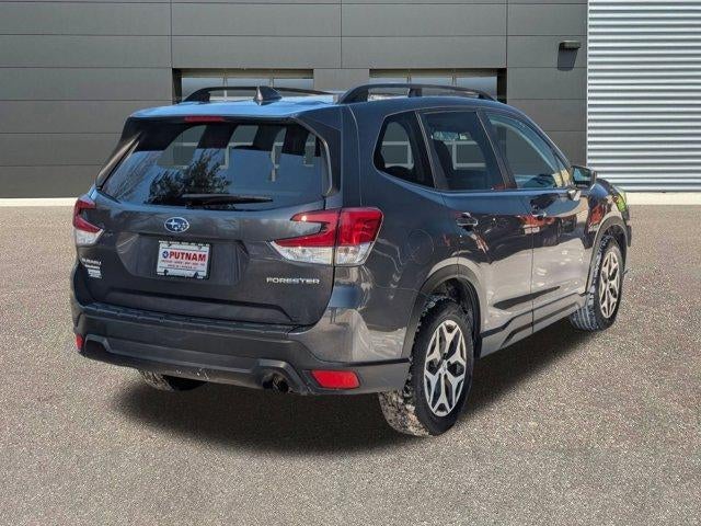 2021 Subaru Forester Premium CVT