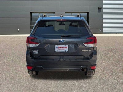 2021 Subaru Forester Premium CVT