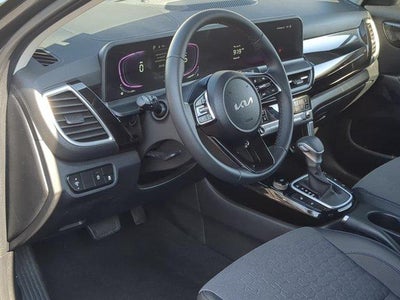 2025 Kia Seltos S IVT AWD