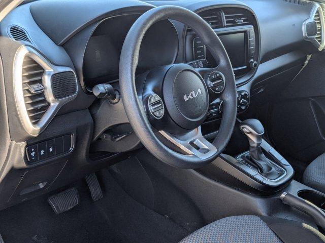 2023 Kia Soul LX IVT