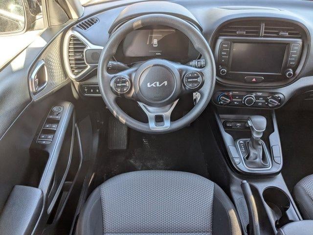 2023 Kia Soul LX IVT