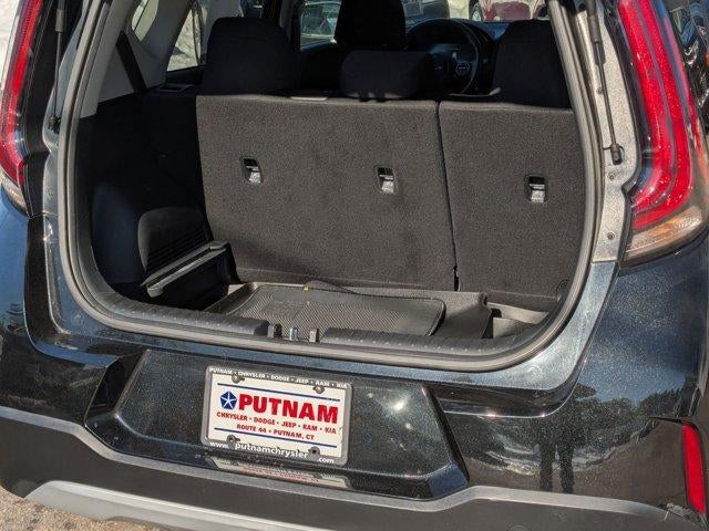 2023 Kia Soul LX IVT