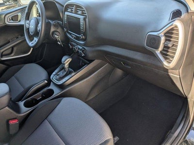 2023 Kia Soul LX IVT