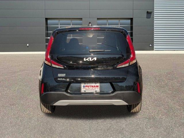 2023 Kia Soul LX IVT