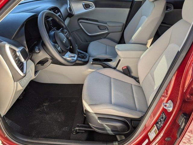 2023 Kia Soul LX IVT