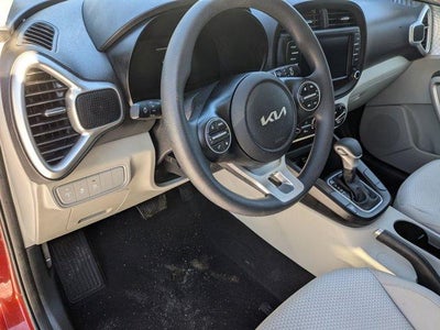 2023 Kia Soul LX IVT