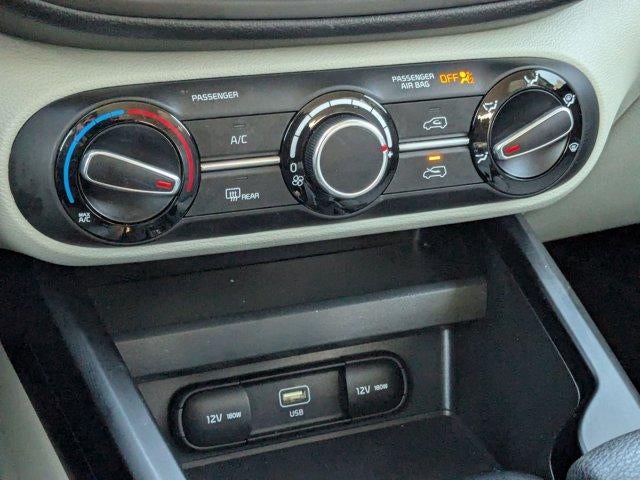 2023 Kia Soul LX IVT