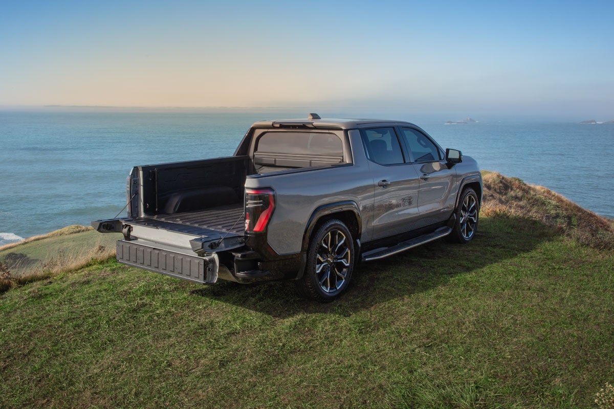 Gates GMC in North Windham CT